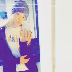 Meet your Posher, Emma